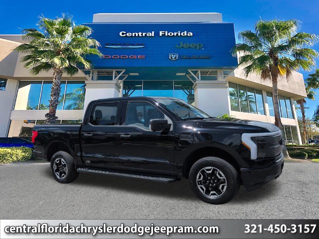 Used 2023 Ford F150 Lightning XLT AWD/4WD image 1