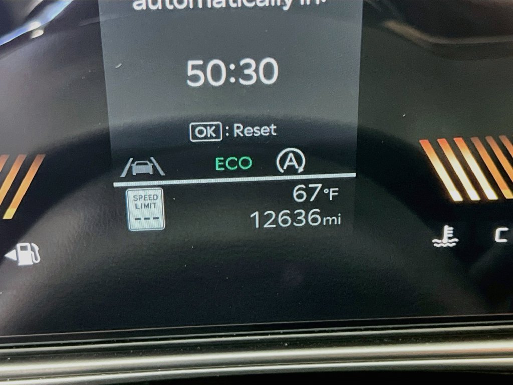 Certified 2025 Kia Sorento LX FWD image 13