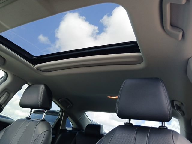 Used 2018 Honda Civic EX-L image 24