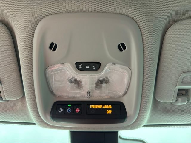 Certified 2023 Chevrolet Bolt EUV LT w/ Convenience Package FWD image 23
