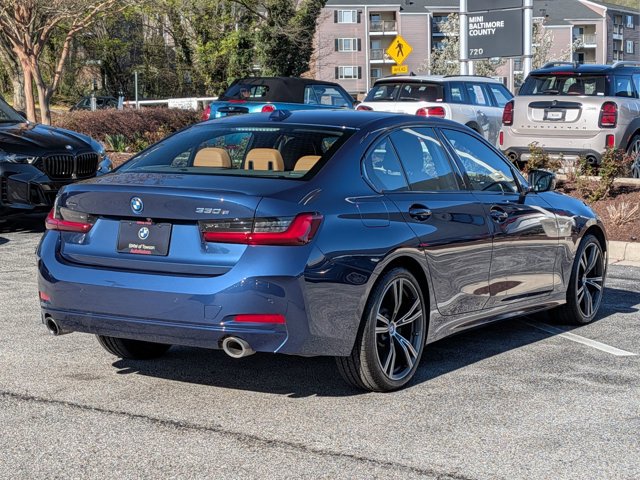 Certified 2023 BMW 330e xDrive w/ Premium Package image 5