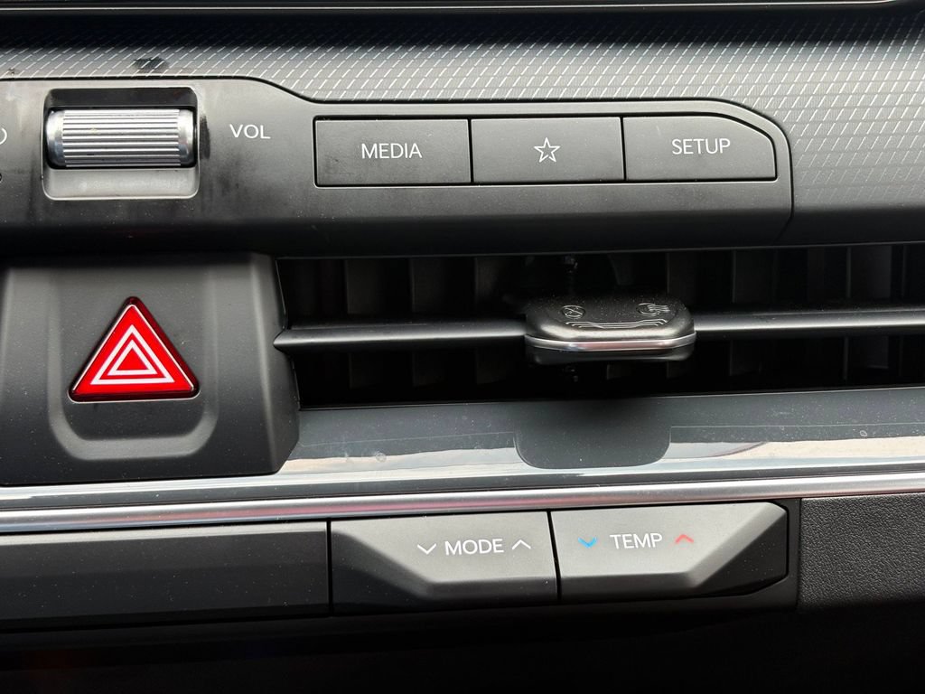 New 2026 Kia K4 GT-Line Turbo w/ GT-Line Premium Package FWD image 29