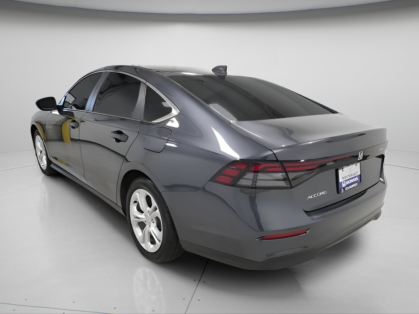 Used 2025 Honda Accord LX image 5