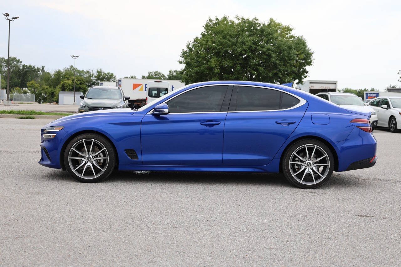 Used 2022 Genesis G70 2.0T w/ Prestige Package RWD image 8