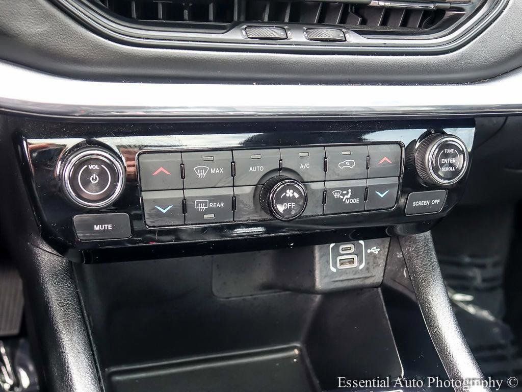 Used 2023 Jeep Compass High Altitude image 20