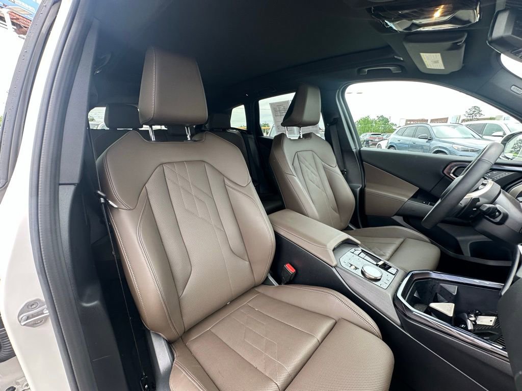 Certified 2025 BMW X3 xDrive30i w/ Premium Package image 30