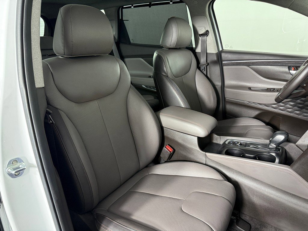 Used 2019 Hyundai Santa Fe Limited w/ Cargo Package image 29