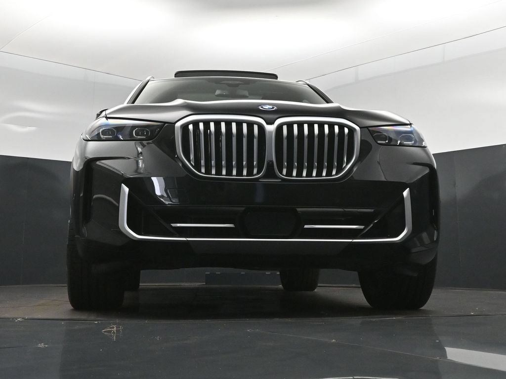 Certified 2024 BMW X5 xDrive50e w/ Premium Package AWD/4WD image 45