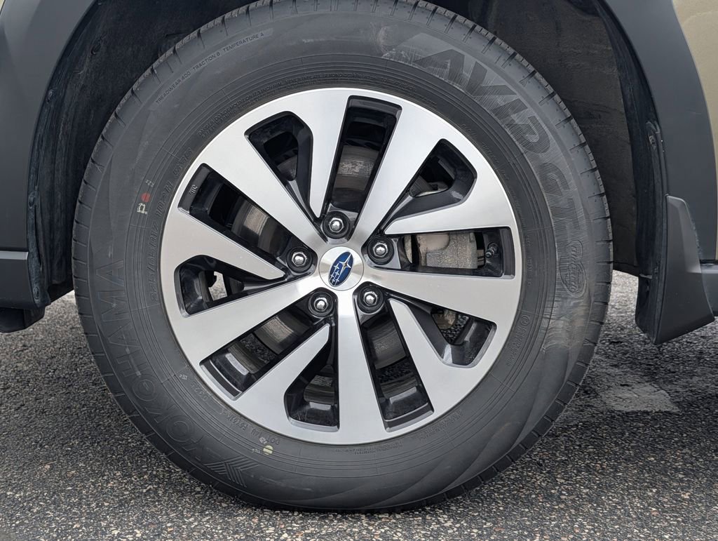 Certified 2025 Subaru Outback Premium image 15