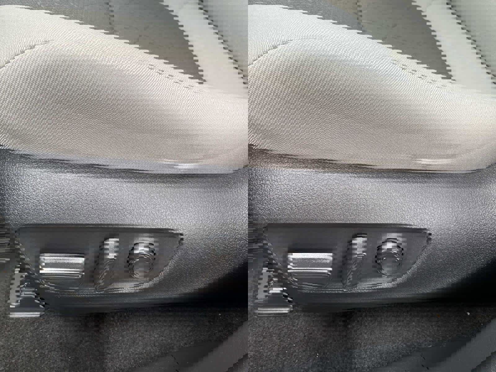 Used 2023 Toyota RAV4 XLE w/ Convenience Package image 26