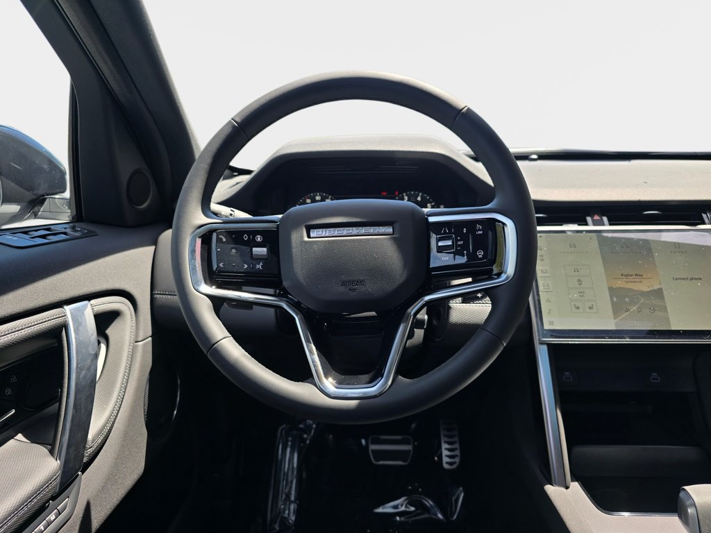 New 2026 Land Rover Discovery Sport Landmark AWD/4WD image 16