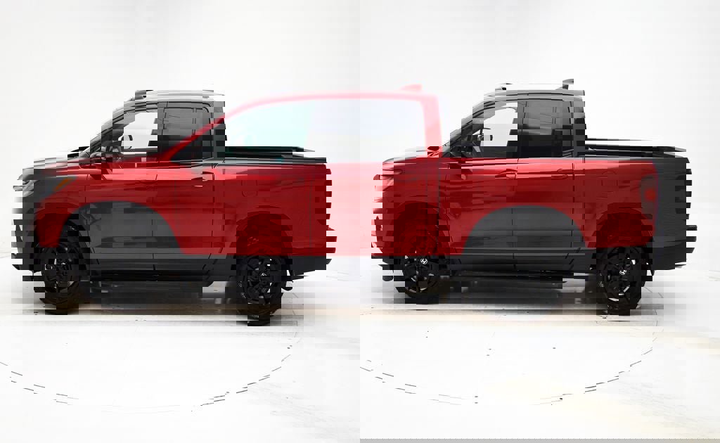 Used 2025 Honda Ridgeline Black Edition image 7