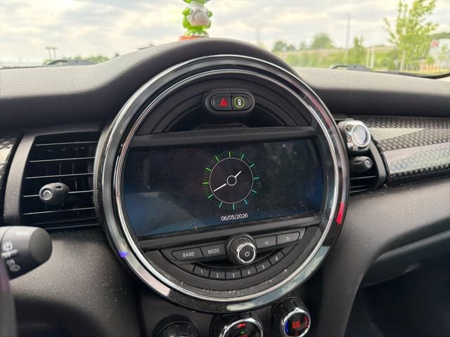 Used 2020 MINI Cooper S w/ Signature Upholstery Package FWD image 18
