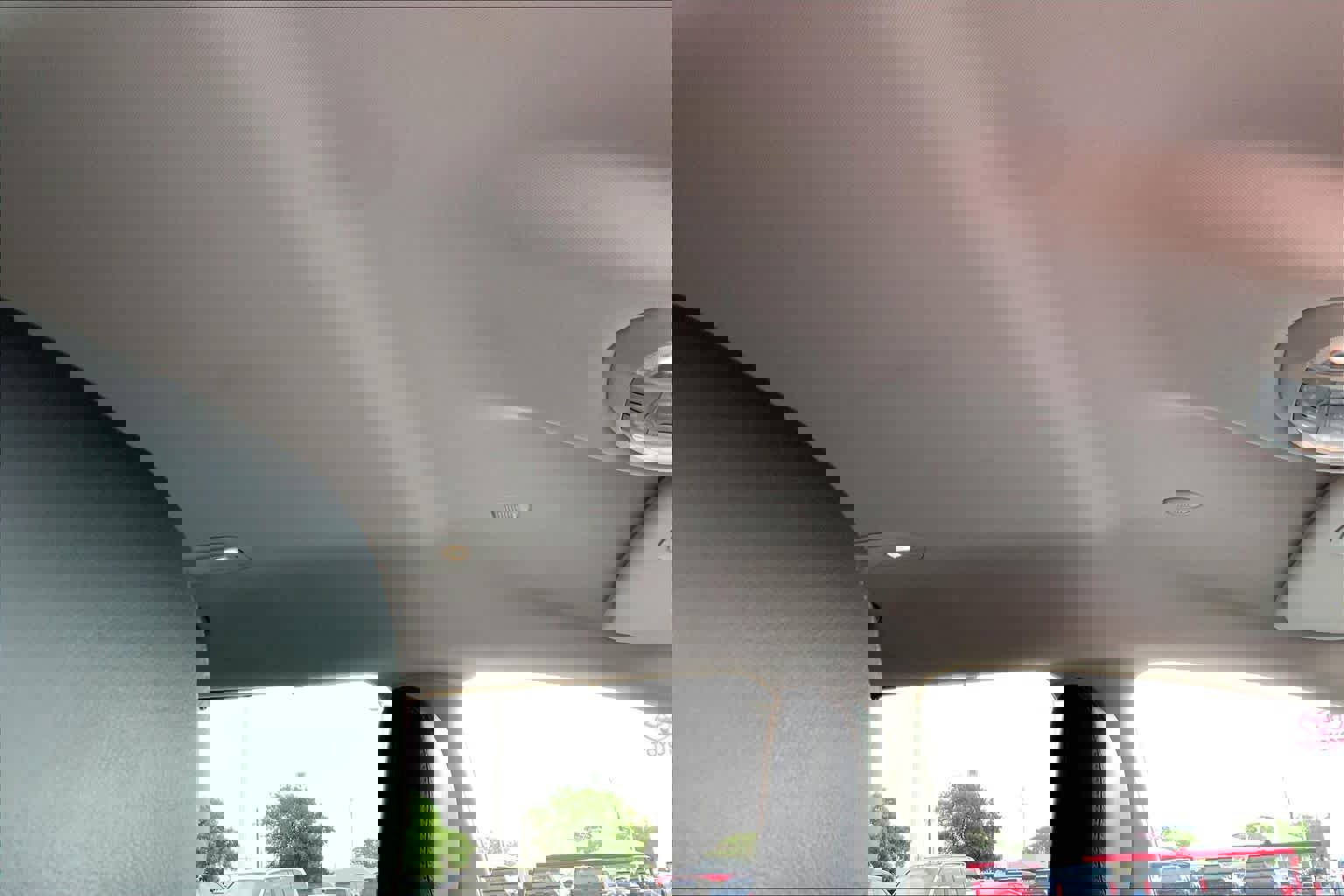 Used 2017 Chrysler Pacifica Touring-L w/ Tire & Wheel Group FWD image 14