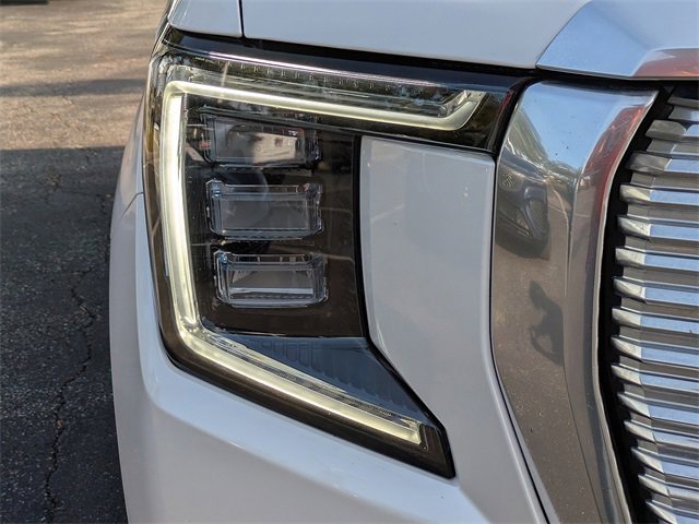 Used 2021 GMC Yukon Denali w/ Denali Ultimate Package image 9