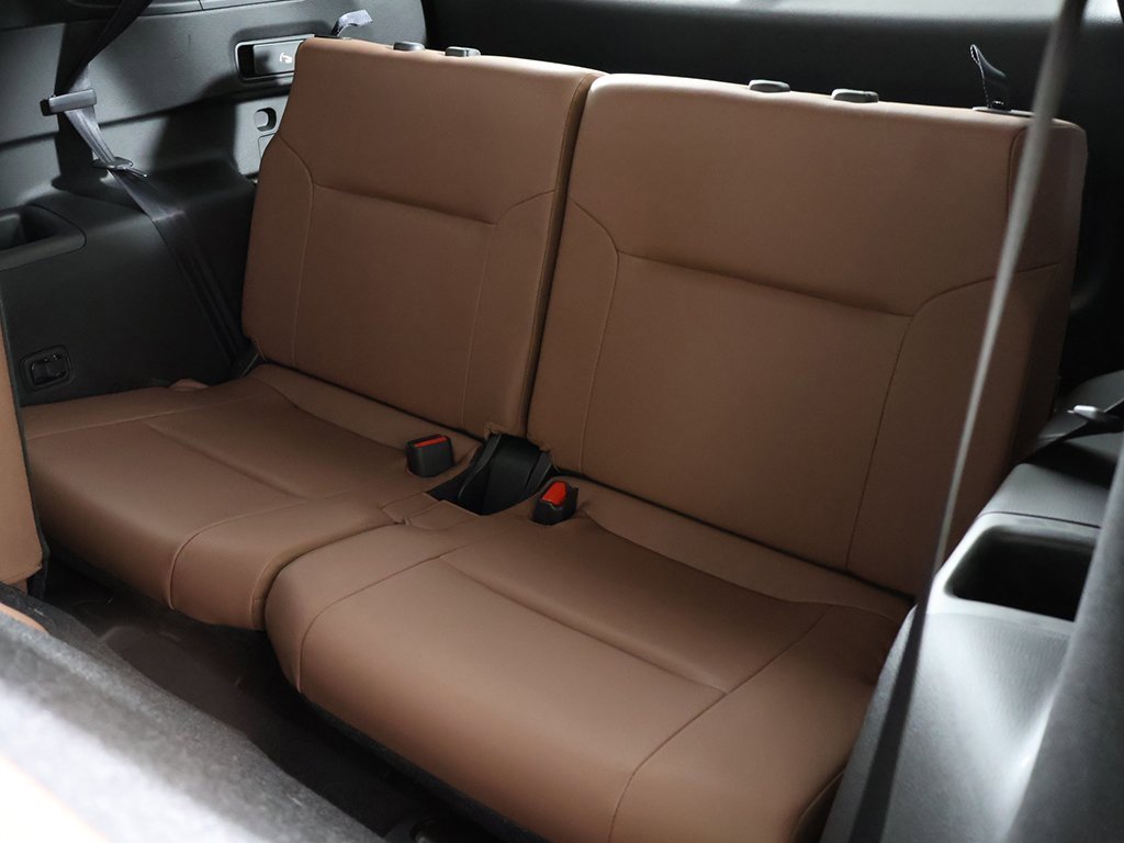 New 2025 Mitsubishi Outlander SEL image 37