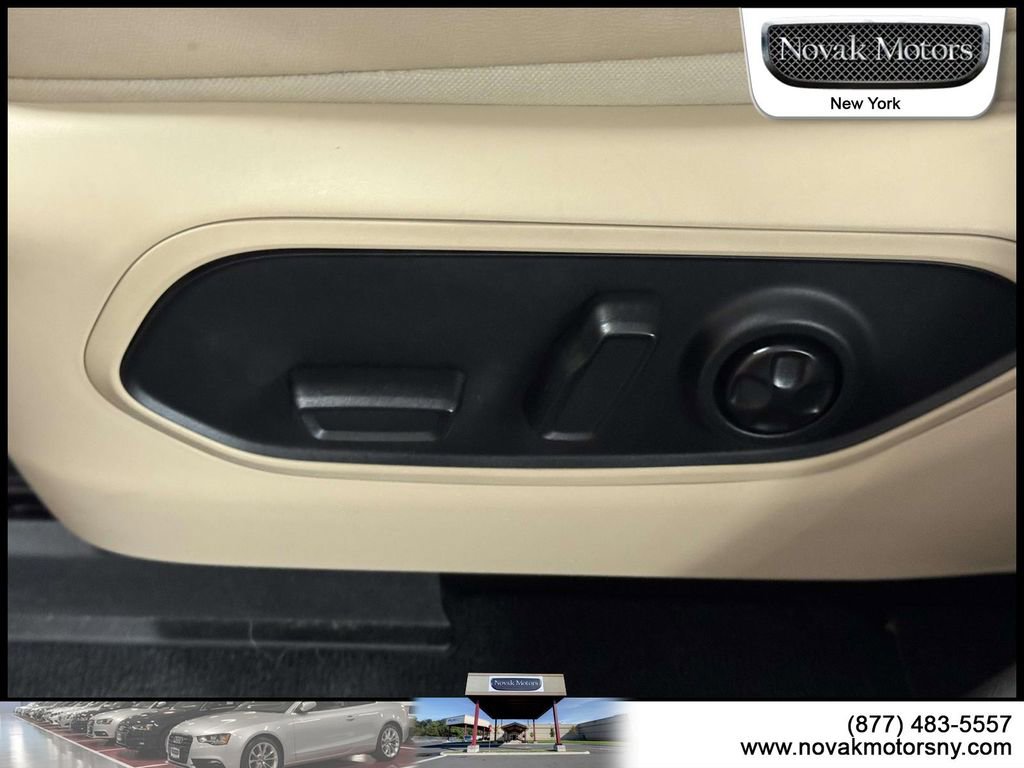 Used 2023 Jeep Grand Cherokee Limited image 15