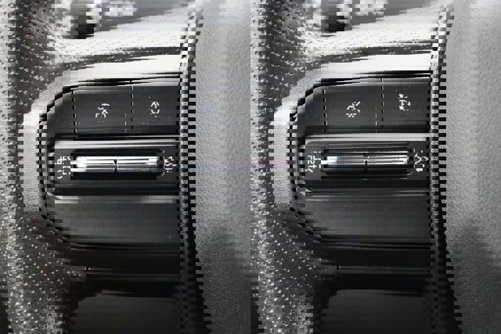 Used 2023 Chevrolet Colorado Trail Boss w/ Advanced Trailering Package image 20