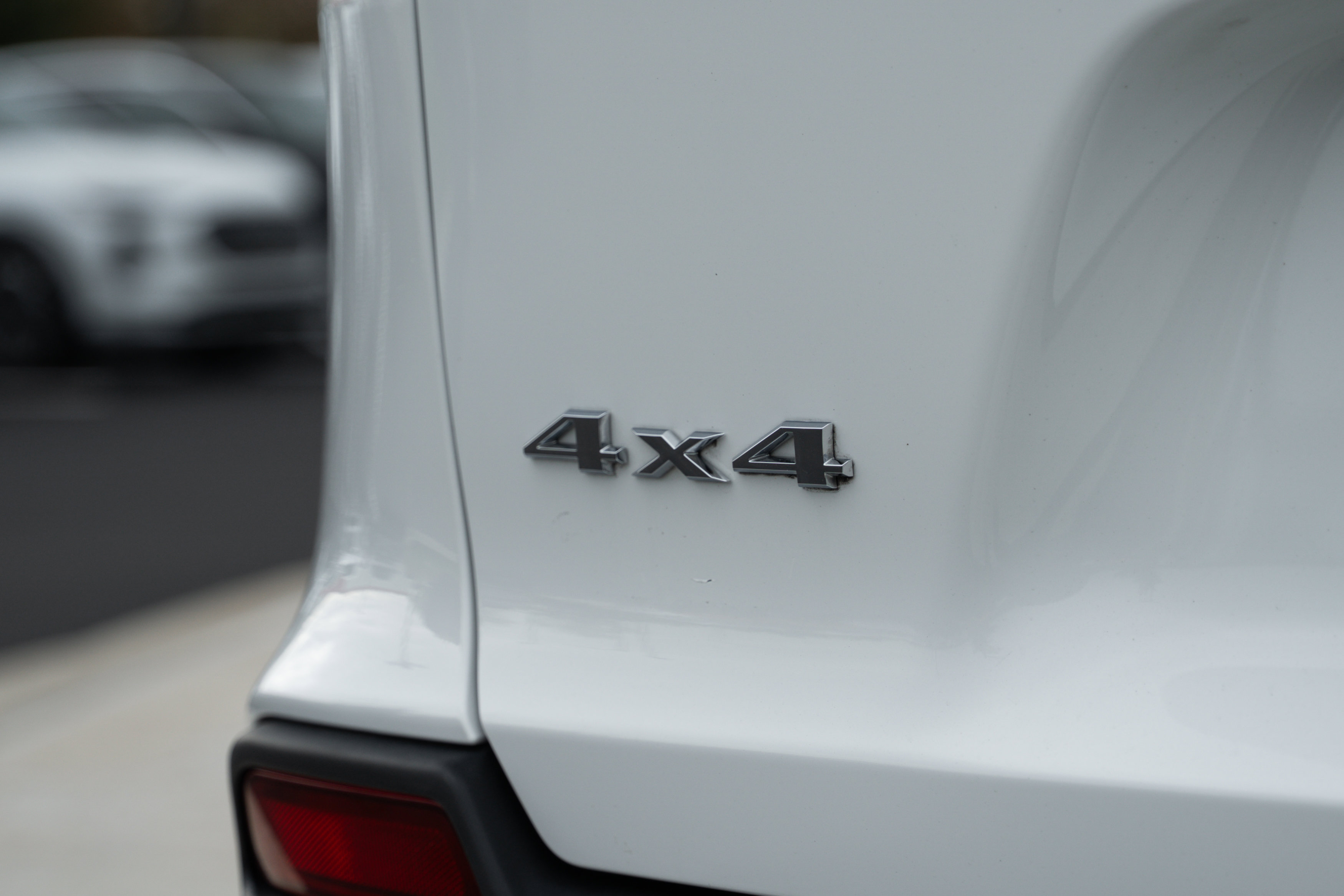 Used 2019 Jeep Cherokee Latitude Plus w/ Comfort/Convenience Group image 19