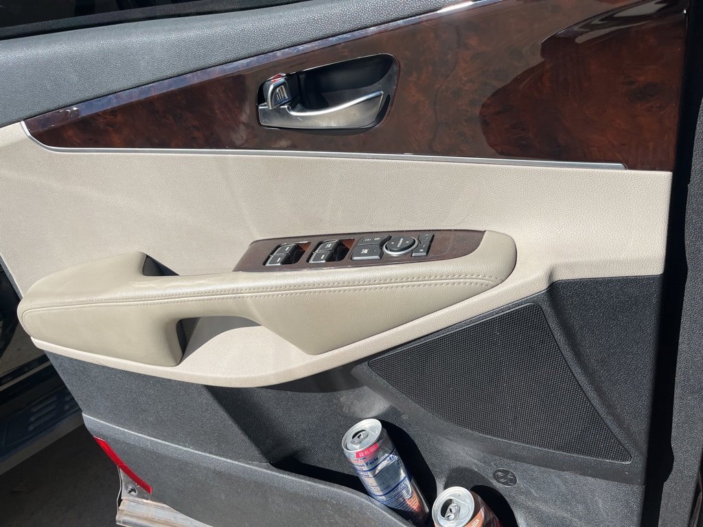 Used 2017 Kia Sorento EX image 5