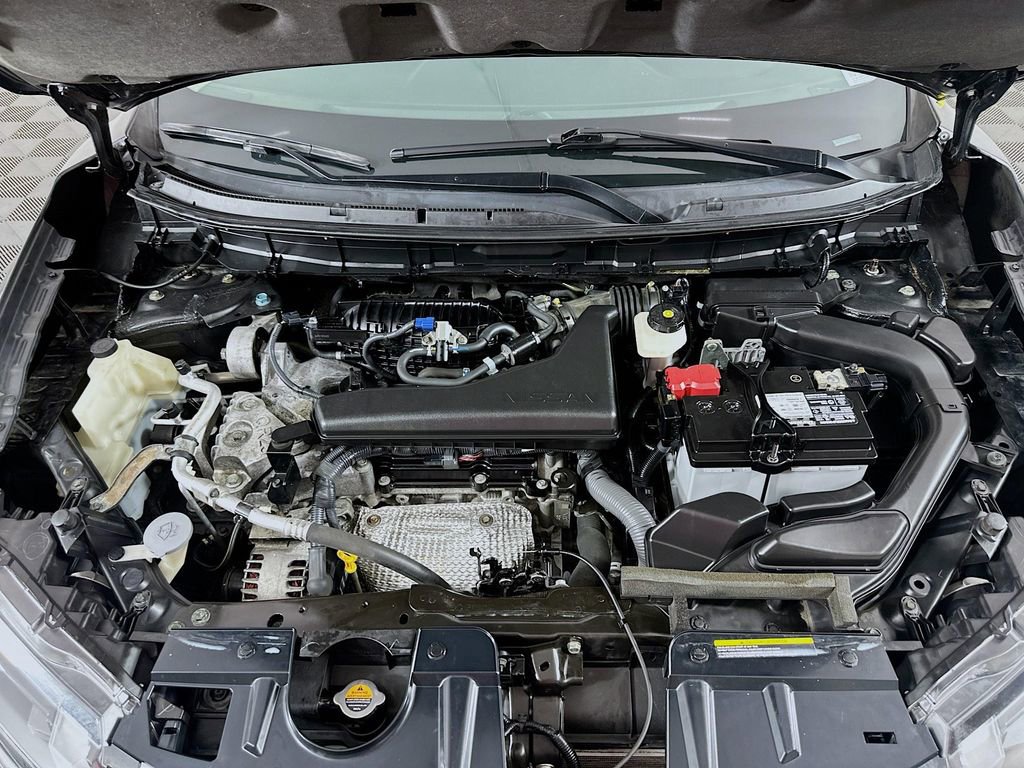 Used 2020 Nissan Rogue S image 27