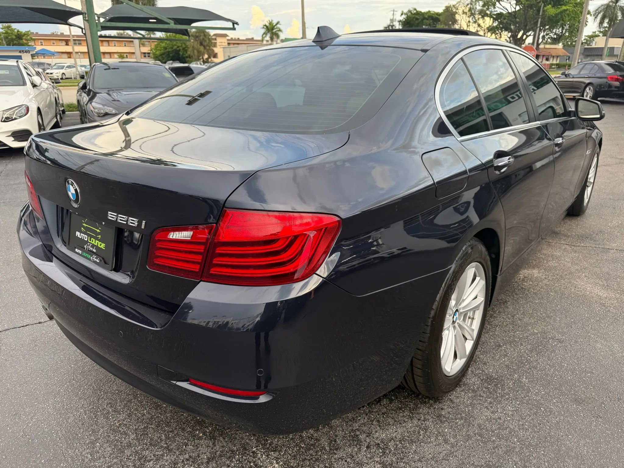 Used 2016 BMW 528i Sedan image 6