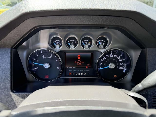 Used 2013 Ford F250 Lariat w/ Lariat Interior Pkg AWD/4WD image 28