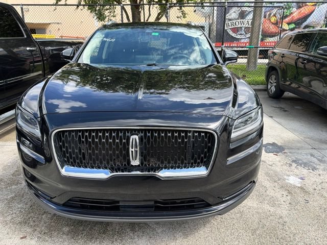 Used 2023 Lincoln Nautilus Reserve w/ Monochromatic Package FWD image 2