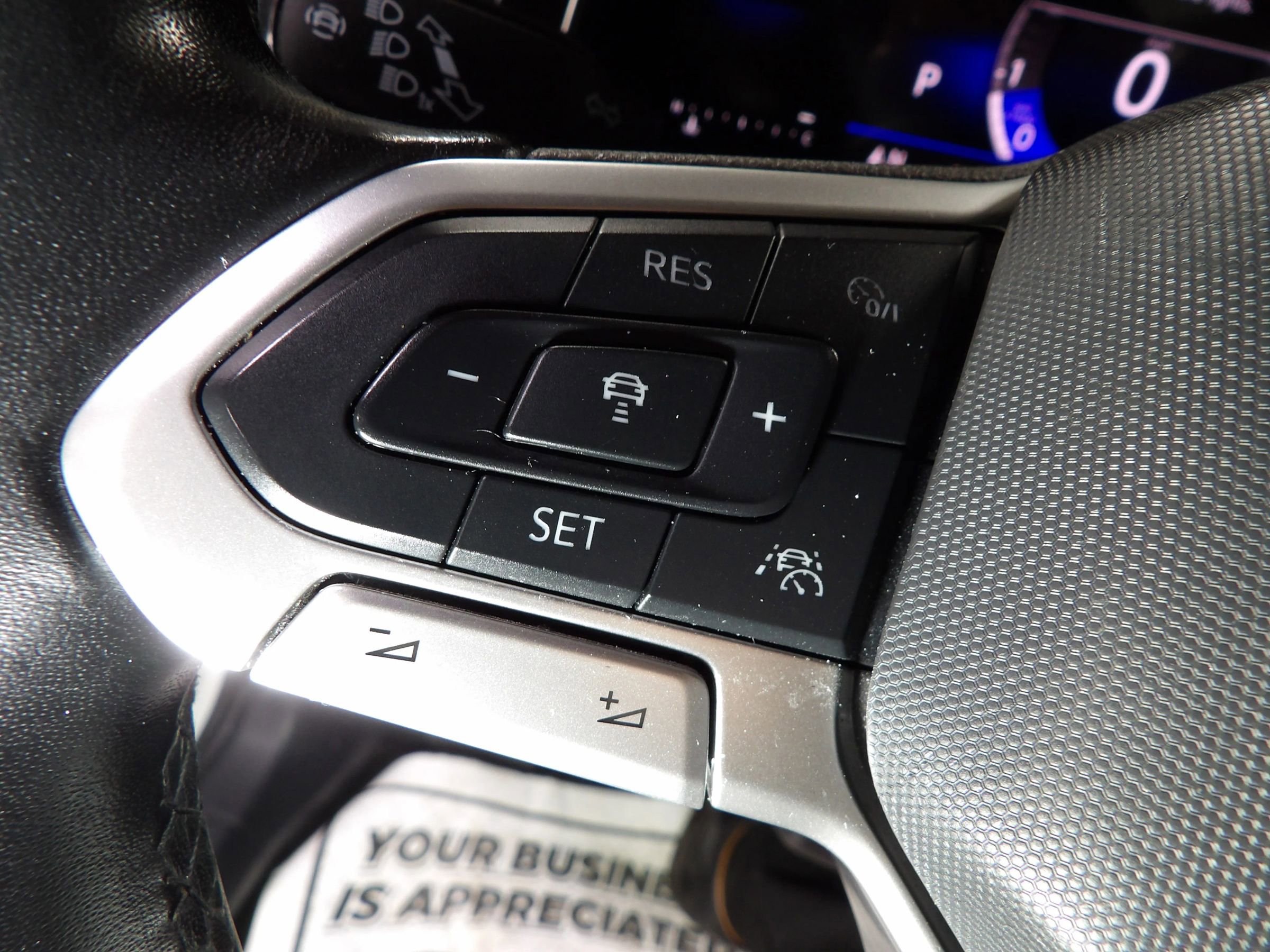 Used 2025 Volkswagen Jetta SE w/ Sunroof Package FWD image 20
