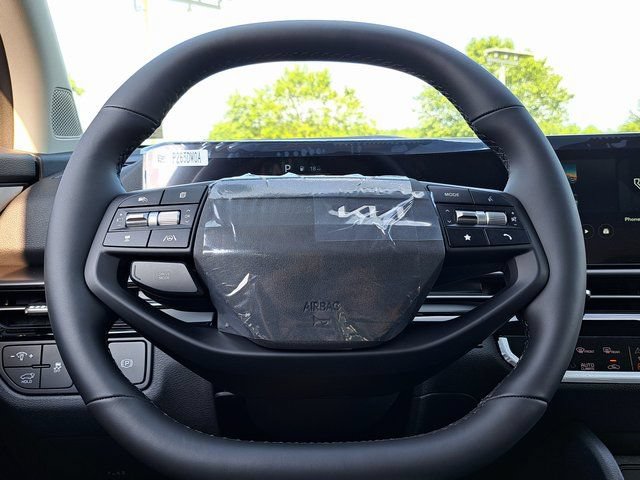 New 2026 Kia Sportage EX w/ EX Panorama Roof Package FWD image 9