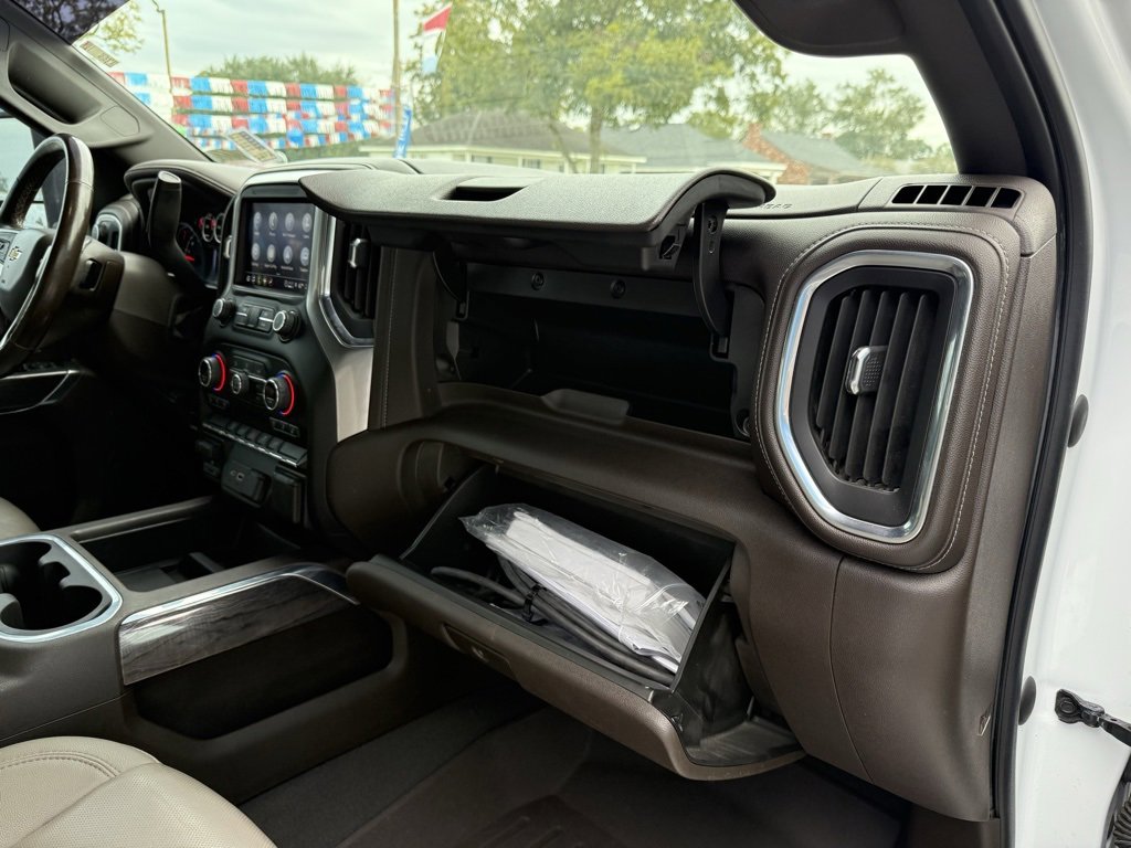 Certified 2022 Chevrolet Silverado 3500 LTZ w/ LTZ Convenience Package image 58