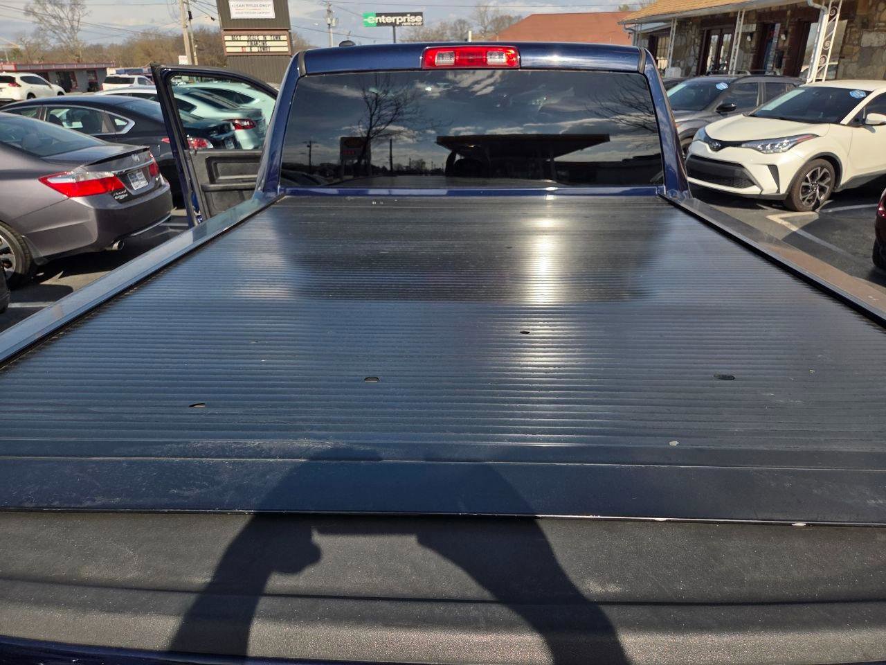 Used 2015 RAM 1500 Express image 29