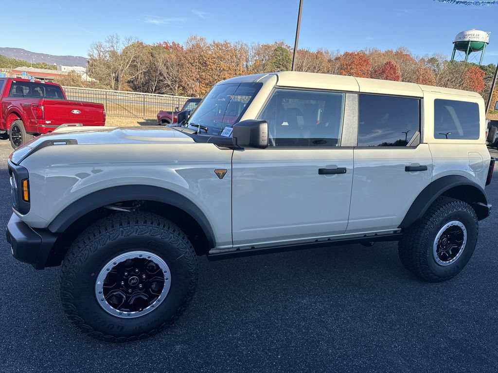 New 2025 Ford Bronco Badlands w/ Sasquatch Package AWD/4WD image 4