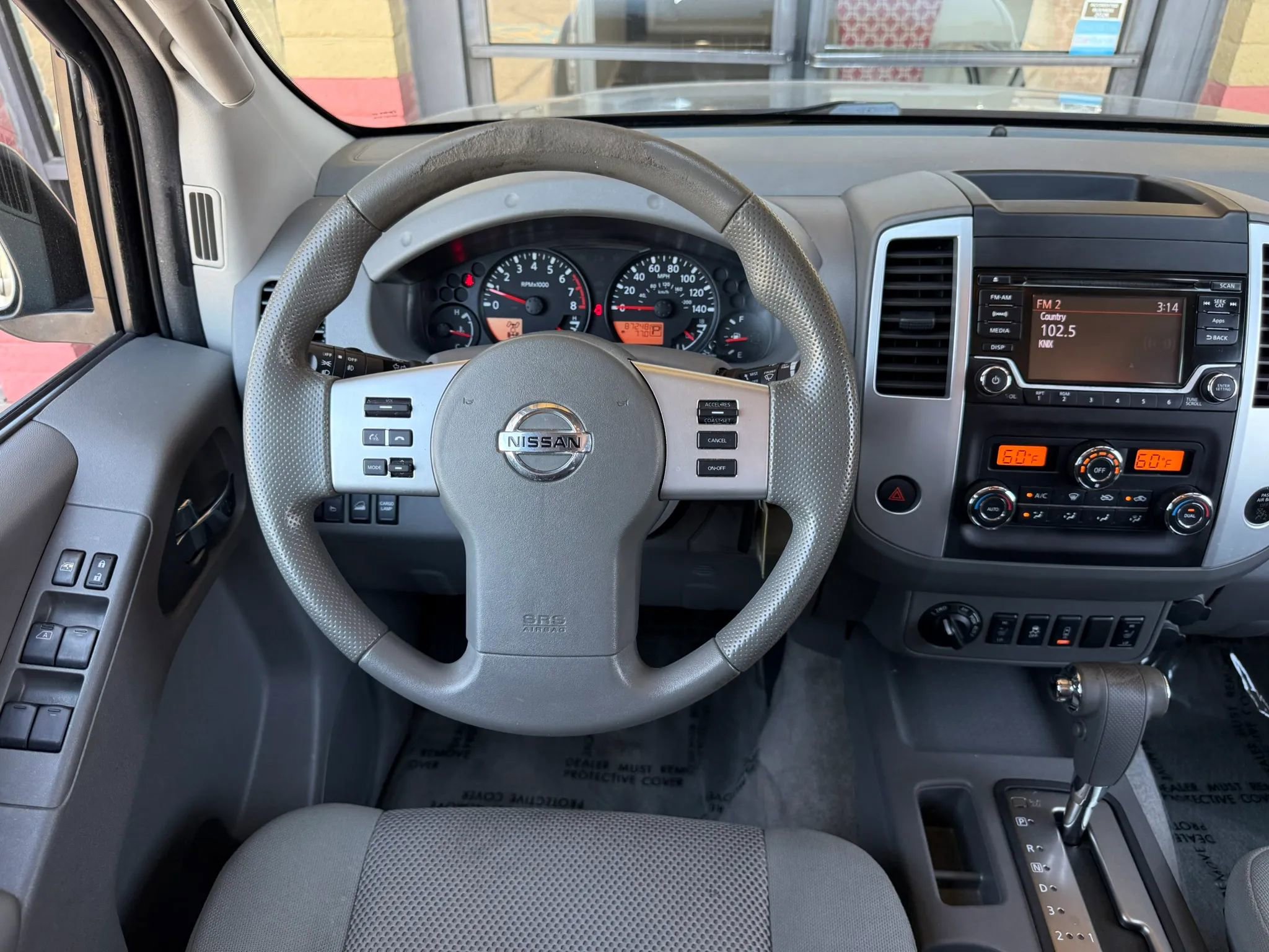Used 2015 Nissan Frontier SV w/ SV Value Truck Package AWD/4WD image 29