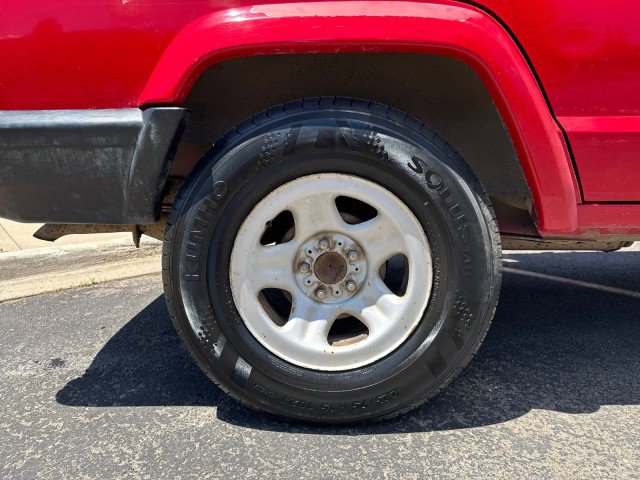 Used 2001 Jeep Cherokee Sport image 10