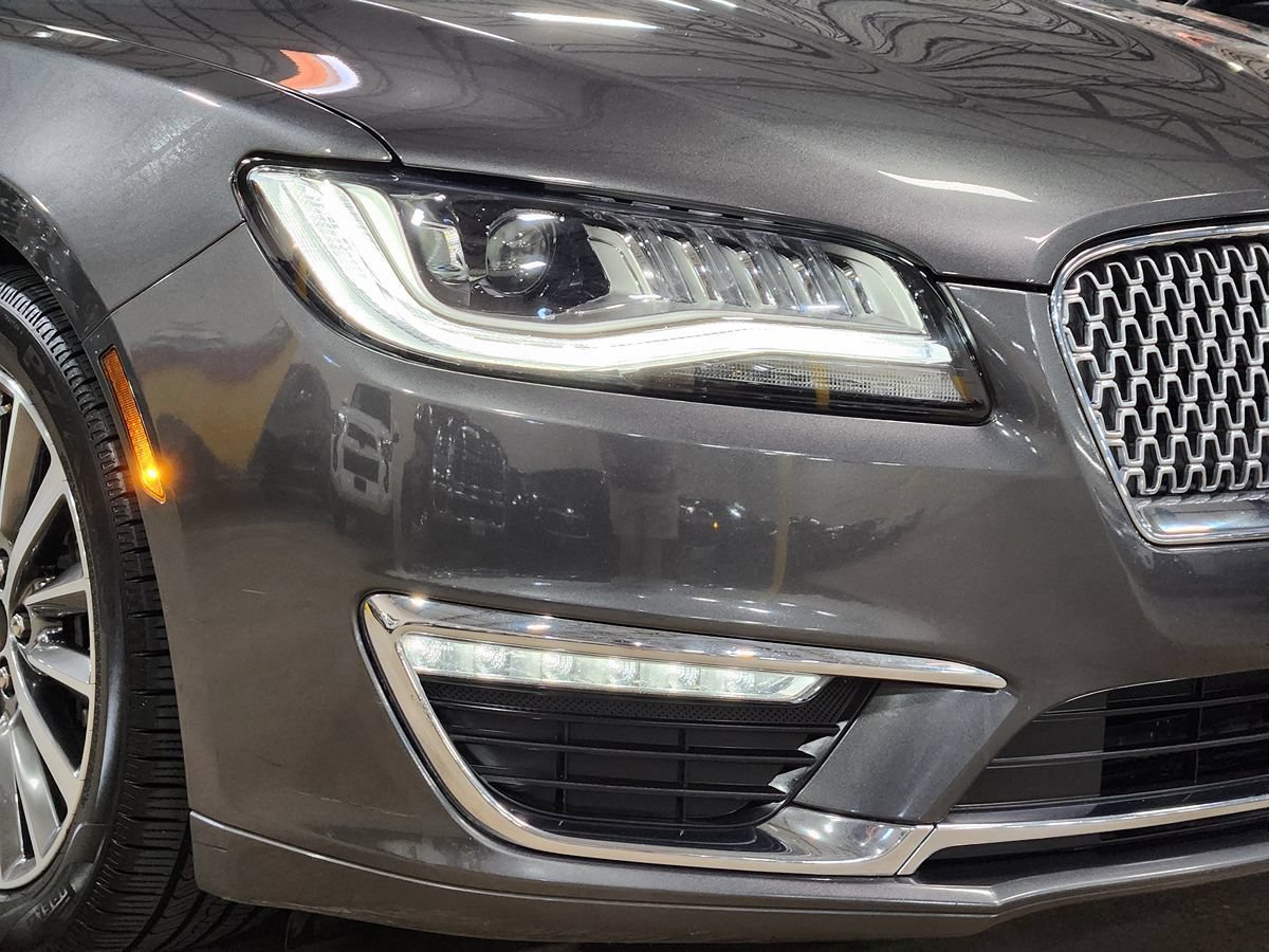 Used 2020 Lincoln MKZ Hybrid w/ Convenience Package FWD image 13