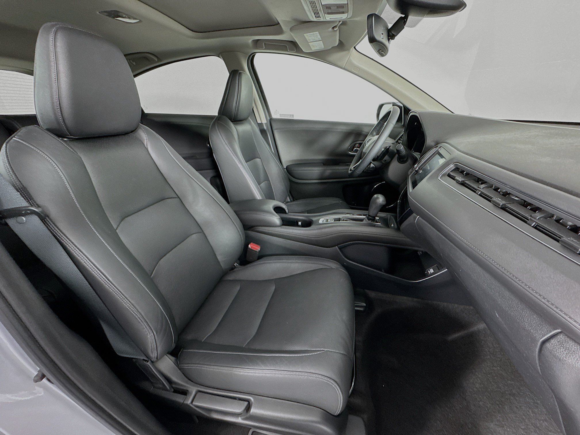 Certified 2020 Honda HR-V Touring image 28