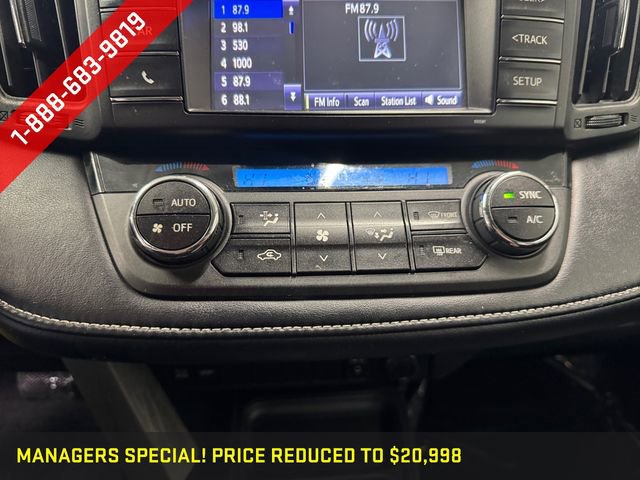 Used 2018 Toyota RAV4 XLE AWD/4WD image 3