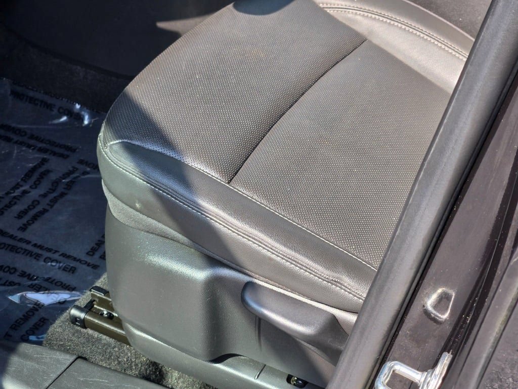 Used 2024 Buick Encore GX Sport Touring FWD image 20