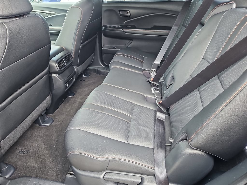 Certified 2024 Honda Passport TrailSport image 31