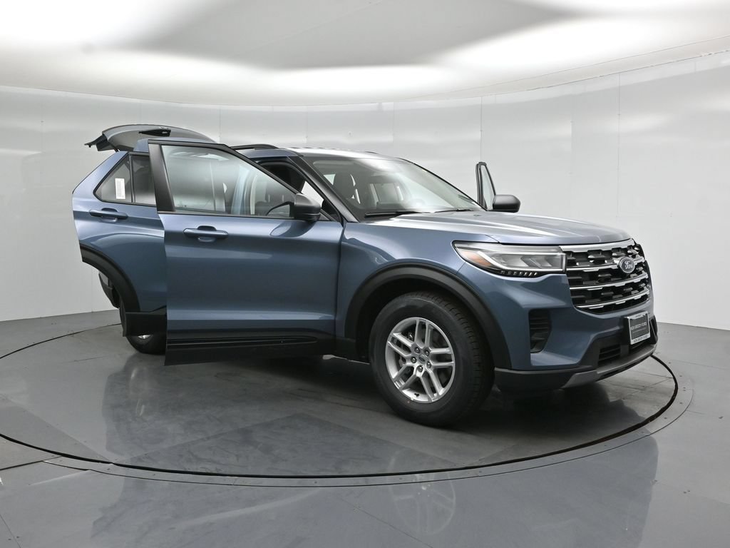 New 2026 Ford Explorer Active RWD image 30