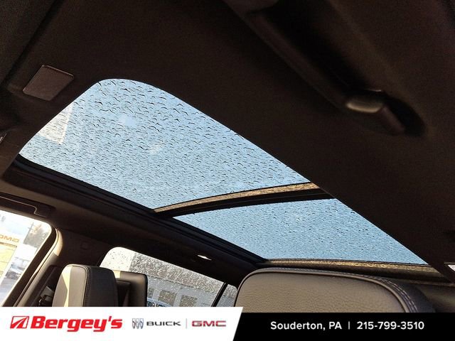 New 2026 GMC Yukon XL Denali w/ Denali Reserve Package image 11