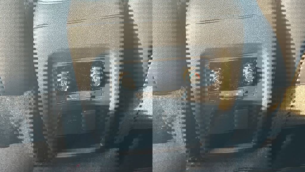 New 2026 Chevrolet Traverse LT w/ Midnight/Sport Edition image 22