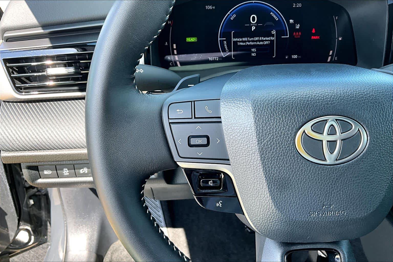 Used 2026 Toyota Camry SE FWD image 24