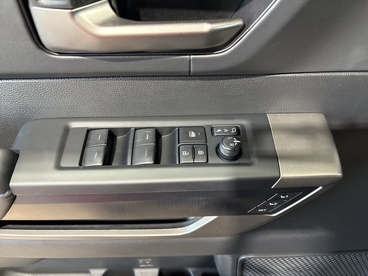 New 2026 Toyota Tundra Platinum AWD/4WD image 13