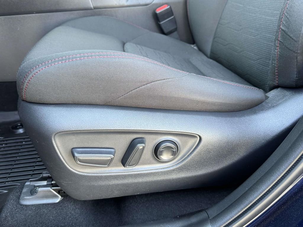 Used 2024 Toyota RAV4 SE w/ Weather & Moonroof Package image 18