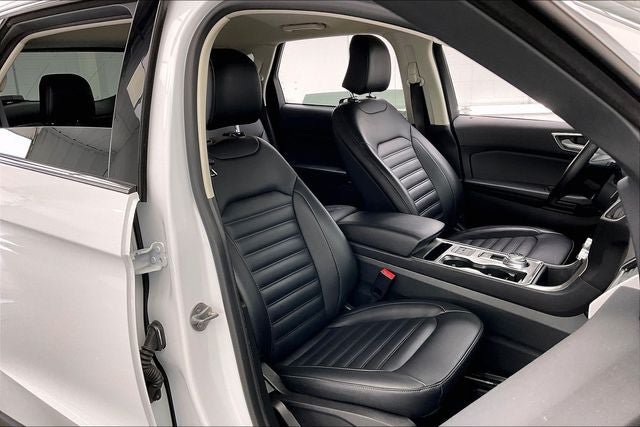 Used 2024 Ford Edge SEL AWD/4WD image 7