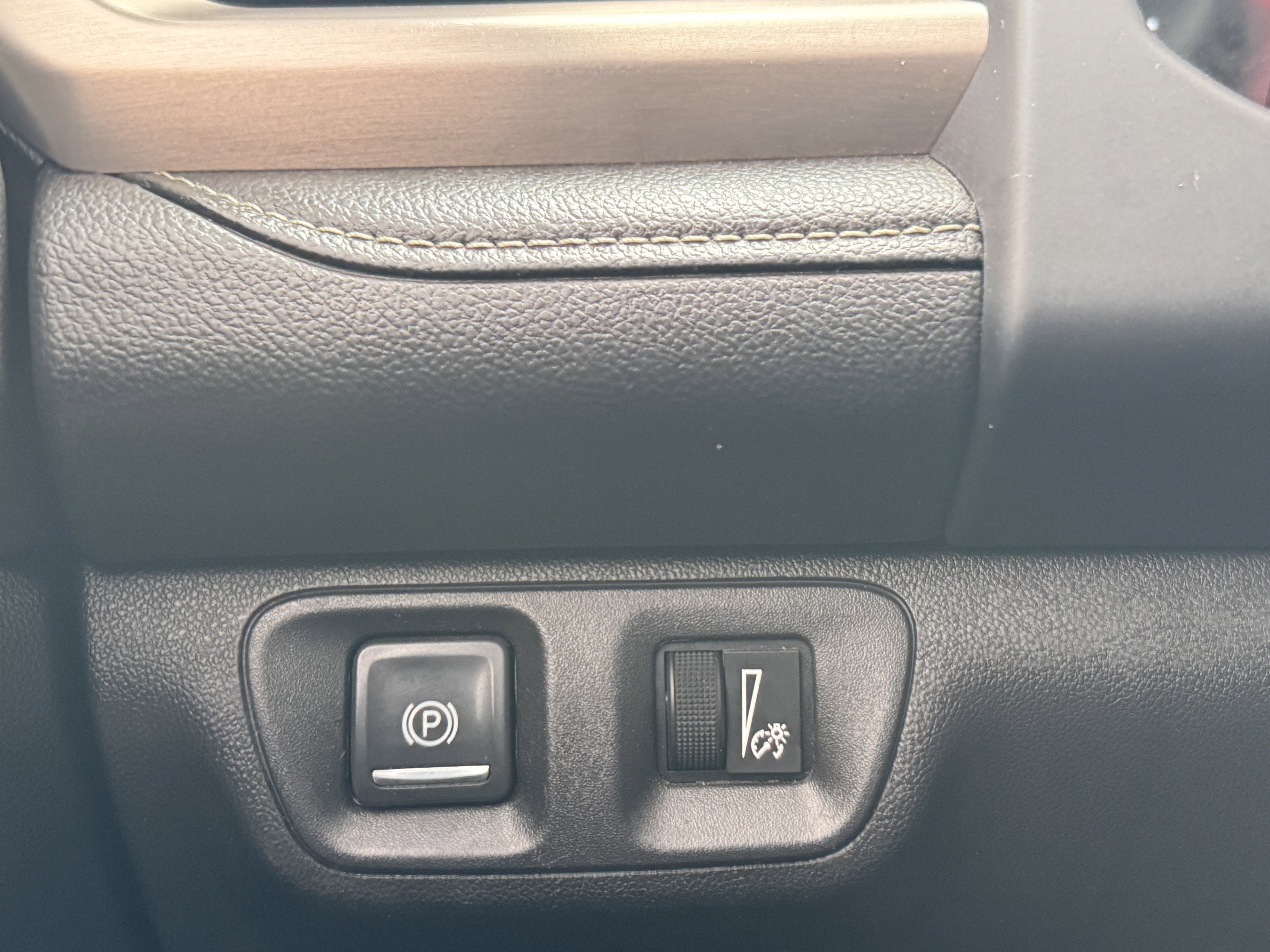 Used 2019 GMC Acadia Denali w/ Technology Package image 37