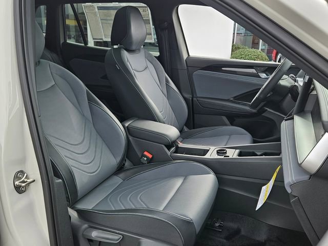 New 2026 Volkswagen Tiguan SE R-Line image 16