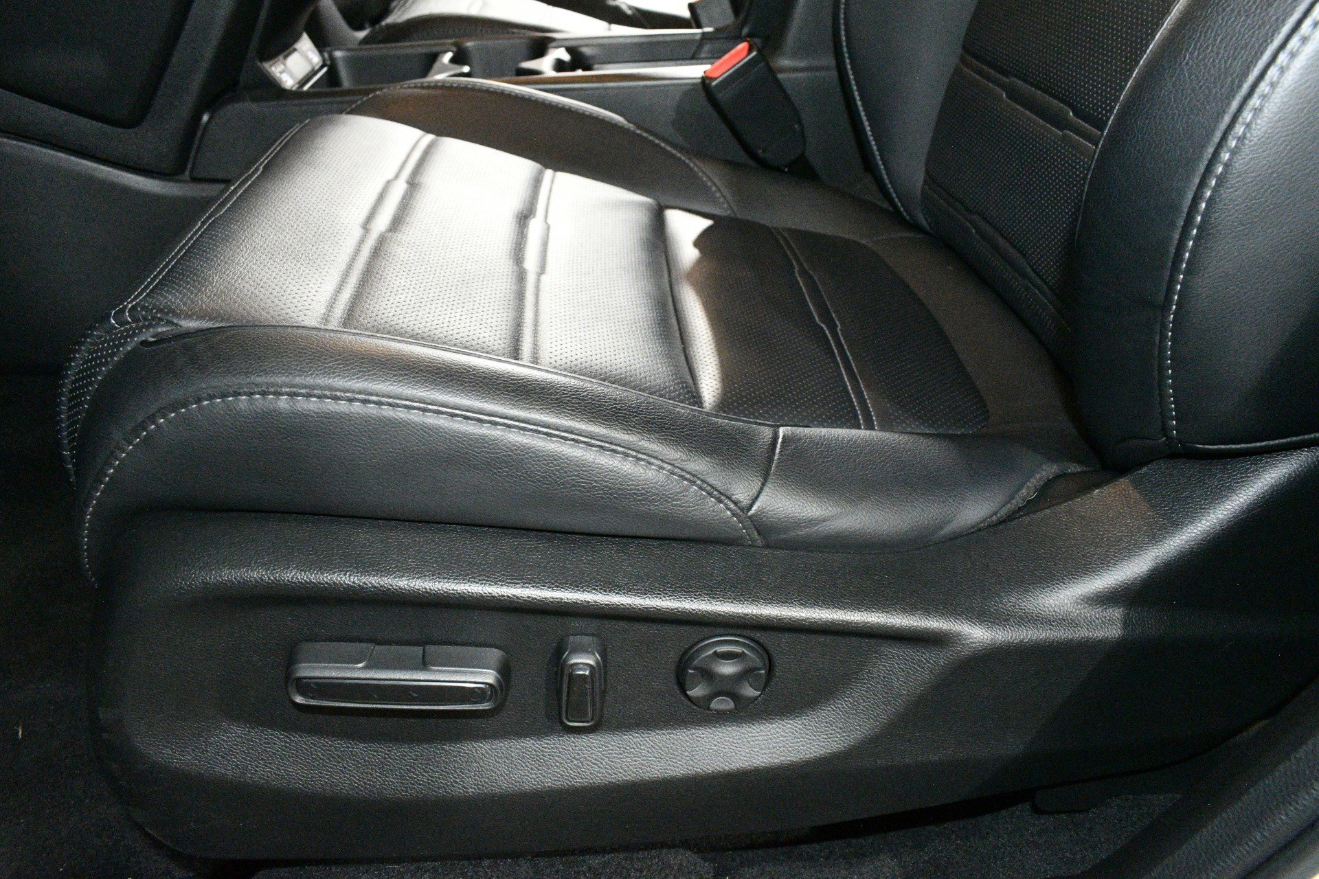 Used 2021 Honda CR-V EX-L image 13